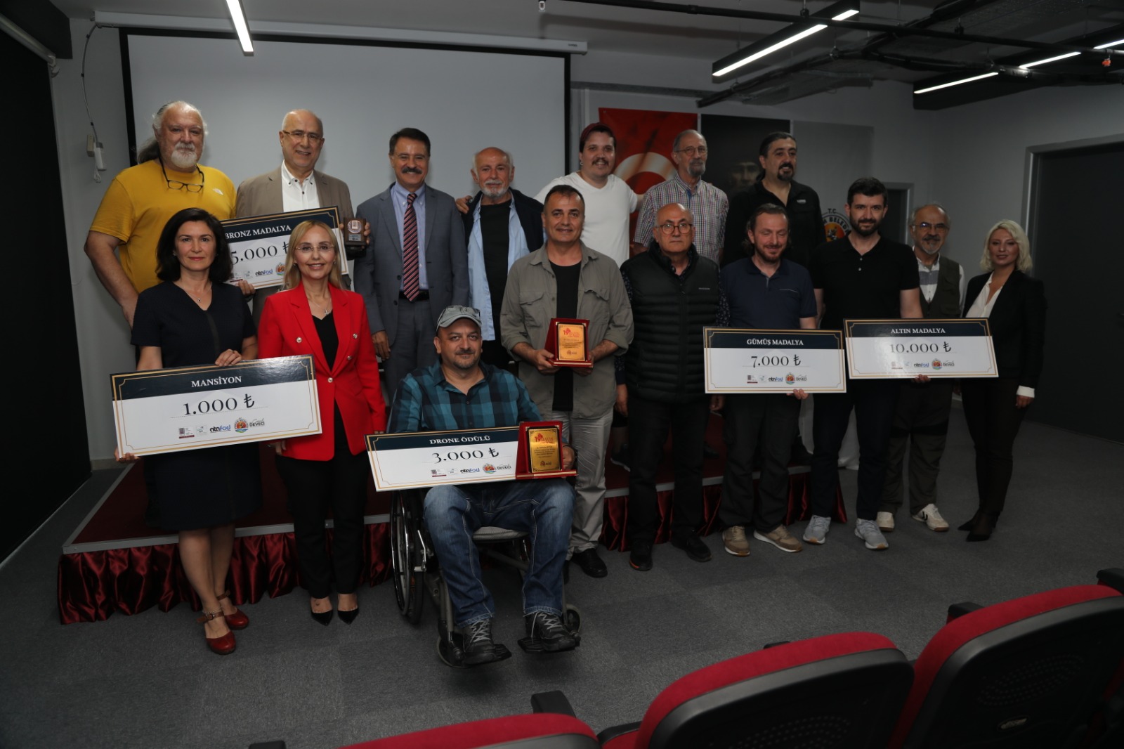 Atakum ve 19 Mayıs  konulu  fotoğraf yarışmasının ödülleri verildi 